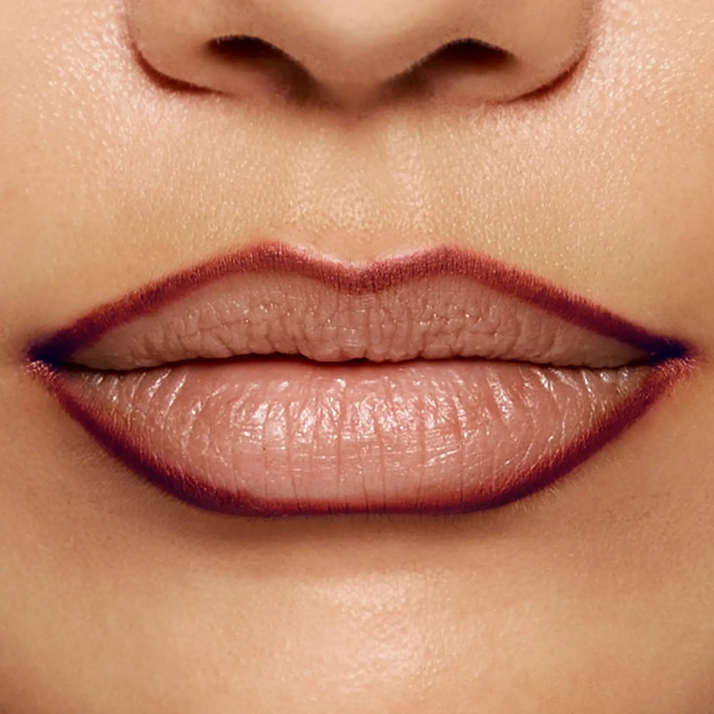 Easy Glide Lip Liner — Creamy, Blendable Color with Smooth Application