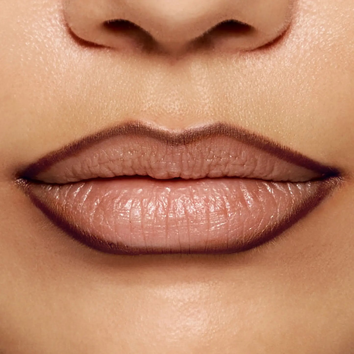 Easy Glide Lip Liner — Creamy, Blendable Color with Smooth Application