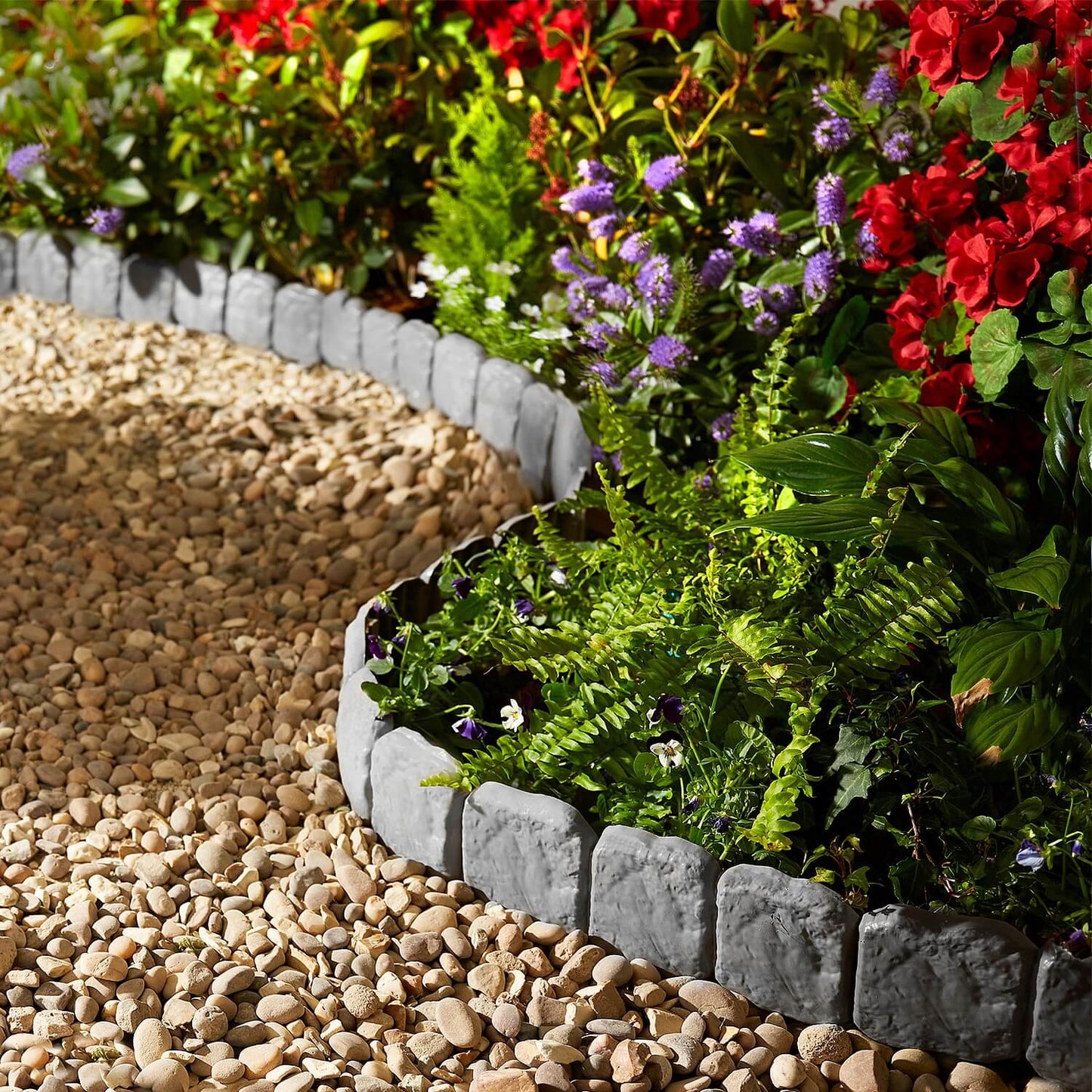Interlocking Stone-Effect Garden Edging