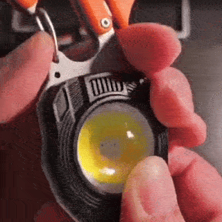 8-in-1 multifunctional keychain flashlight, gallery image 3